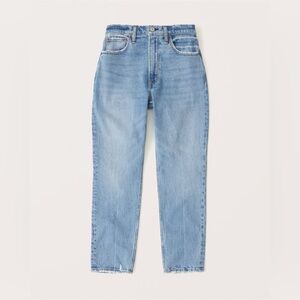 Abercrombie & Fitch The Mom High Rise Curve Love in Medium